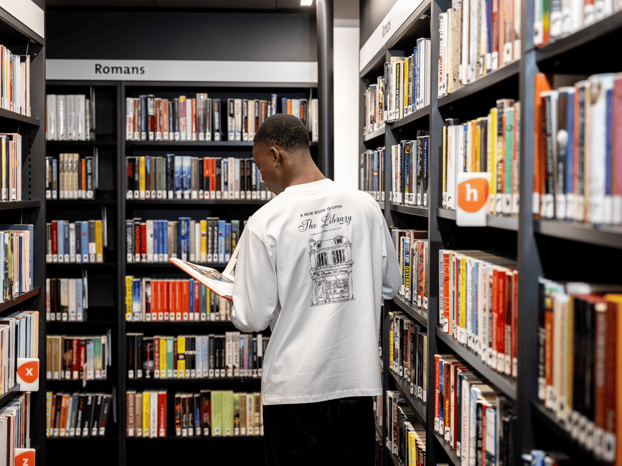 06 LIBRARY LONGSLEEVE